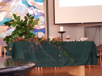 worship-table-candle-chalice-unitarian-service